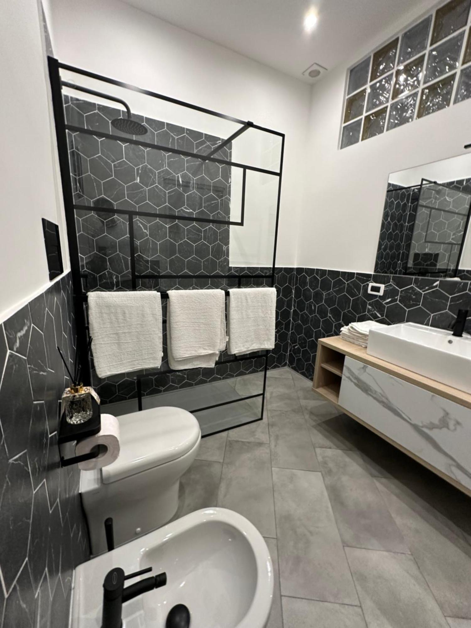 Palermo Wow - Aragona Apartman Kültér fotó
